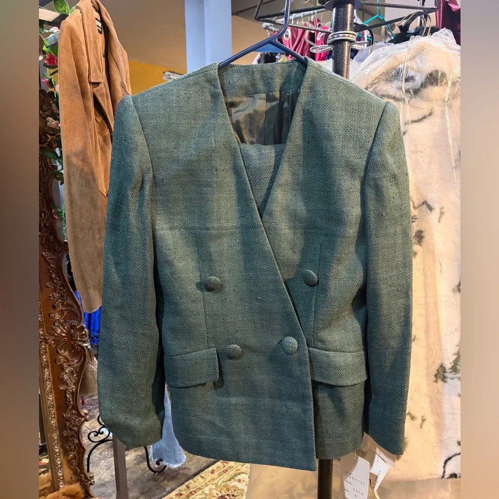 100% Silk 2 piece suit in Sage Double-Breasted Blazer vintage 70s - Picture 1 of 6